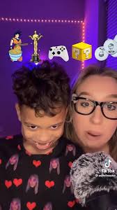 layla Barker (laylabarker2400)