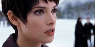 Alice Quick's Instagram, Twitter & Facebook