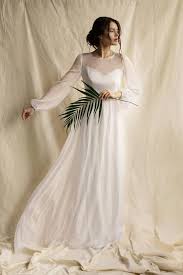 It gives me more ideas. lesedi bokamuso. Modest Wedding Dress Long Sleeve Bridal Gown White Chiffon Wedding Dress With Sleeves In 2021 Chiffon White Dress White Chiffon Dress Long Chiffon Dress Long