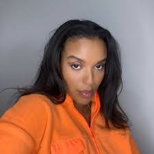 Teresa Busch's Instagram, Twitter & Facebook