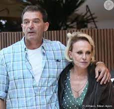 Nasceu em são joaquim da barra, no dia da mentira, dia 1º de abril de 1949. Ana Maria Braga Cogita Casamento Com Namorado Frances Em 2020 Pediu Minha Mao A Familia Purepeople