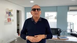 Sou uma pessoa que cria polêmica. Galvao Bueno E Empresarios Doam R 12 Milhoes E Narrador Nega Aposentadoria Jovem Pan