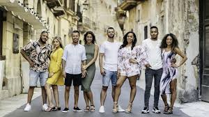 The show features four couples in crisis who travel to a private resort in hawaii, where they're pursued. These Are The Couples From Temptation Island Love Or Leave