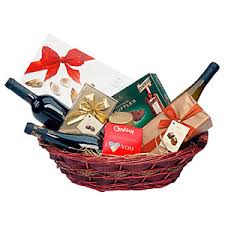 The warmth & comfort bouquet is a colourful sentiment that gorgeously conveys your deepest sympathies. Flowers On Main Chocolate And Wine Gift Basket Oelwein Ia 50662 Ftd Florist Flower And Gift Delivery