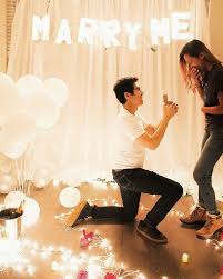 38 Romantic Ways To Propose According To Real Couples Romantic Ways To Propose Ways To Propose Wedding Proposals