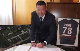 Le Centre D Entrainement Du Psg A Poissy Sera Finalement Livre En 2022 Le Parisien