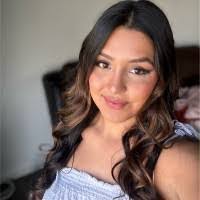 Julissa Parra's Instagram, Twitter & Facebook