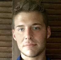 Leigh Decker's Instagram, Twitter & Facebook