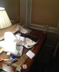 Prices and stats for infernal smoke taunt: Amanda Bynes Booted From Ritz Carlton Hotel After Ripping Out Smoke Alarm And Discarding Food And Garbage Around Her Room Daily Mail Online
