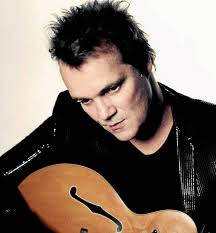 Axel Bauer sort sa peau de serpent