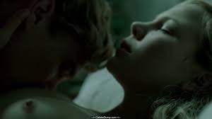 Adelaide Clemens sexy, topless & nude photos & movies | Celebs Dump