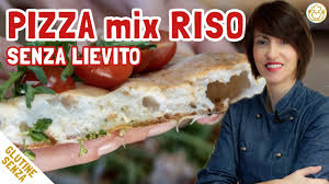 Tutte le pizze sono disponbili. Pizza Di Farina Di Riso Istantanea Senza Glutine Mais Nichel E Lievito Vivoglutenfree Youtube