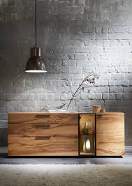 Ein edel und hochwertig zusammengestelltes wohnzimmer, gefertigt aus naturgeölter wildeiche. Sideboard Anrichte Kommode Highboard Asteiche Geschirrschrank Wohnzimmer Lanatura