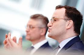 Germany's jens spahn under fire over alleged fraud at corona testing centers. Gesundheitsminister Jens Spahn Astrazeneca Nur Noch Fur Personen Ab 60 Jahren Politik Stuttgarter Nachrichten