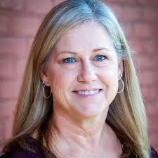 Isabella Buck's Instagram, Twitter & Facebook