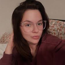 Who are local nail techs that can do nail art and techniques well?