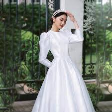 Shop a wide range of designed wedding dress at our online shop today! Pre Order Princess Vintage Korean White Satin Long Sleeve Wedding Bridal Dress Gown Rb2148 Women S Fashion Dresses Sets Evening Dresses Gowns On Carousell
