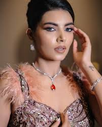 S H A A K A M B H A R I E (@shaakambharie) · Instagram 照片和视频