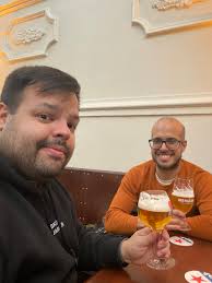 Luis (@ornitorrrrinco)