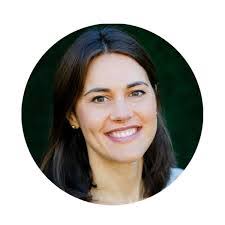 Miriam Woodruff's Instagram, Twitter & Facebook