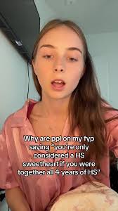 ¿Qué define a los novios de la secundaria?