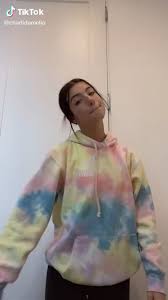 Omg Where Did Charli Get That Hoodie Video In 2020 Tie Dye Outfits Dance Choreography Videos Choreography Videos