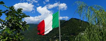 Vendita bandiere dell'italia realizzate con i migliori materiali italiani e finiture di pregio, resistenti e dai colori brillanti disponibili in tutte le misure. Studio Stands Bandiera Italiana Per Pennoni E Aste Confezioni Su Misura