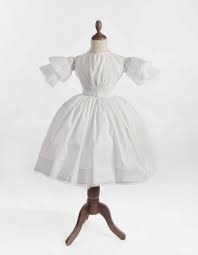 Robe Pour Petit Enfant Vers 1845 50 Victorian Children Dress Victorian Children S Clothing Childrens Fashion