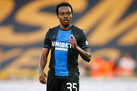 Kamo mphela presents the official audio for 'percy tau', featuring nobantu vilakazi and 9umba.download or stream the song here: Al Ahly Keen On Signing Brighton And Hove Albion Striker Percy Tau
