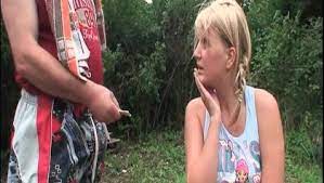Fantastic curvy claudia bavel gives a good head in the car. Blonde Amateur Gives Head In Public Free Xxx Porn Videos Oyoh