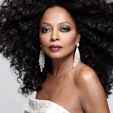 CHALLENGE: Name Everyone In This Throwback Photo! 😲😊