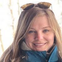 Tara Carter's Instagram, Twitter & Facebook