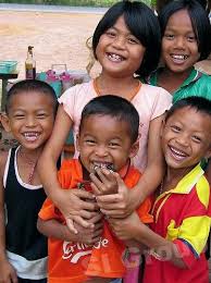 Mar 28, 2014 · 7. Apa Yang Istimewa Di Thailand Perhatian Kehidupan Thailand Dan Thailand Sehari Hari Apa Yang Dibawa Dari Thailand