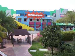 Where is the location of nickelodeon on sunset? Nickelodeon