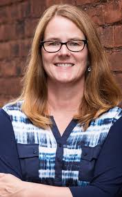 Pop culture icon Dolly Parton's lyrics match up with her positive persona,  finds study