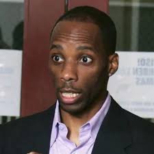 Robert Hooks Net Worth