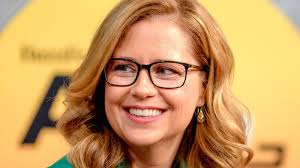 The Bizarre Chair Stunt Jenna Fischer Had To Do On The Office