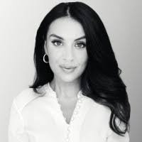 Desiree Otten's Instagram, Twitter & Facebook