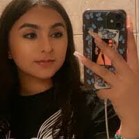 Vanessa Barriga's Instagram, Twitter & Facebook