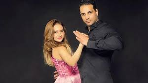 حاسس إني لأول مرة بشوفك. Ø·Ù„ÙŠÙ‚ Ù†ÙŠÙ„Ù„ÙŠ ÙƒØ±ÙŠÙ… ÙŠÙ‡Ø§Ø¬Ù…Ù‡Ø§ Ø¨Ø¹Ù†Ù Ø­Ø¶Ø±ØªÙƒ Ù†Ø³ÙŠØªÙŠ Ø¥Ù†Ùƒ Ø£Ù… Ø­Ù„ÙŠ Ø¹Ù†ÙŠ