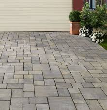 Germania Antik Aqua Pflastersteine In Muschelkalk Nuanciert Pflastersteine Muschelkalk Kleiner Garten