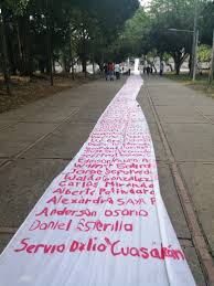 Todas las miradas en colombia se dirigen a la ciudad de cali, que en el séptimo día de protestas contra la ya retirada reforma fiscal del gobierno vive según la defensoría del pueblo, la violencia asociada a las protestas deja al menos 19 muertos en toda colombia, así como 800 heridos, pero. Lider Social Colombia Wikipedia La Enciclopedia Libre