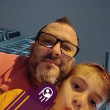 Jackson @officialjacksonguitars PC1 getting its last coats of clear. This  was one of the Halcyon raffle giveaways that I got a chance to redo…still  company colors, just way better now :) #jackson #