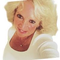 Margot Weinstein's Instagram, Twitter & Facebook