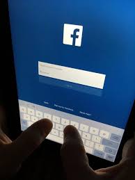 Were You A Victim Of Russian Propaganda Facebook Will Help You Find Out Up Election Facebook Facebook Users