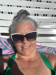 Lacey Mae & Paul Vik look we got a new poop 💩 station