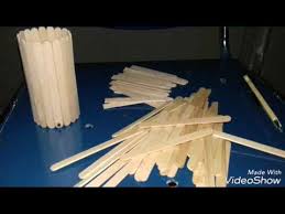 Kerajinan tangan yang pertama adalah kotak pensil. Cara Membuat Tempat Pensil Dari Stik Es Krim