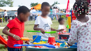 Éveil et créativité : des ateliers pour stimuler le développement des enfants au quotidien