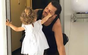#tony carreira #mickael carreira #david carreira #carreira #justportuguesethings #text #growingupportuguese #portuguese #portugal. Mickael Carreira Cantor Revela Imagens Nunca Antes Vistas Da Filha Beatriz Nova Gente