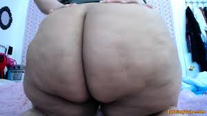 BBW FARTS SPREADING ASS - EPORNER